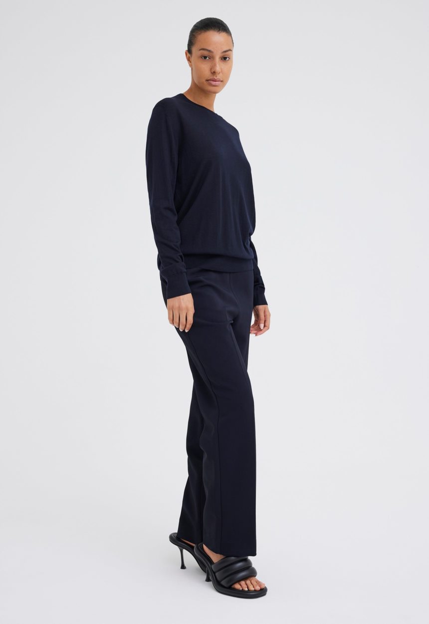 Jac + Jack Layton Merino Wool Sweater - Darkest Navy